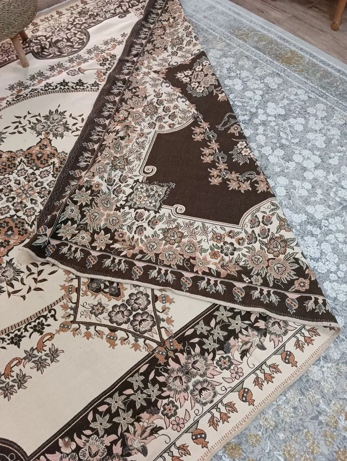 روفرشی ۶ و۹ متری در حد نو|روفرشی|تویسرکان, |دیوار