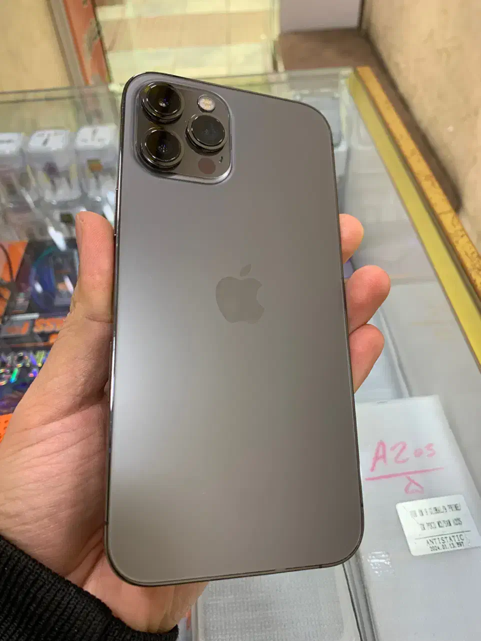 ایفون ۱۲ پرومکس|موبایل|ساری, |دیوار