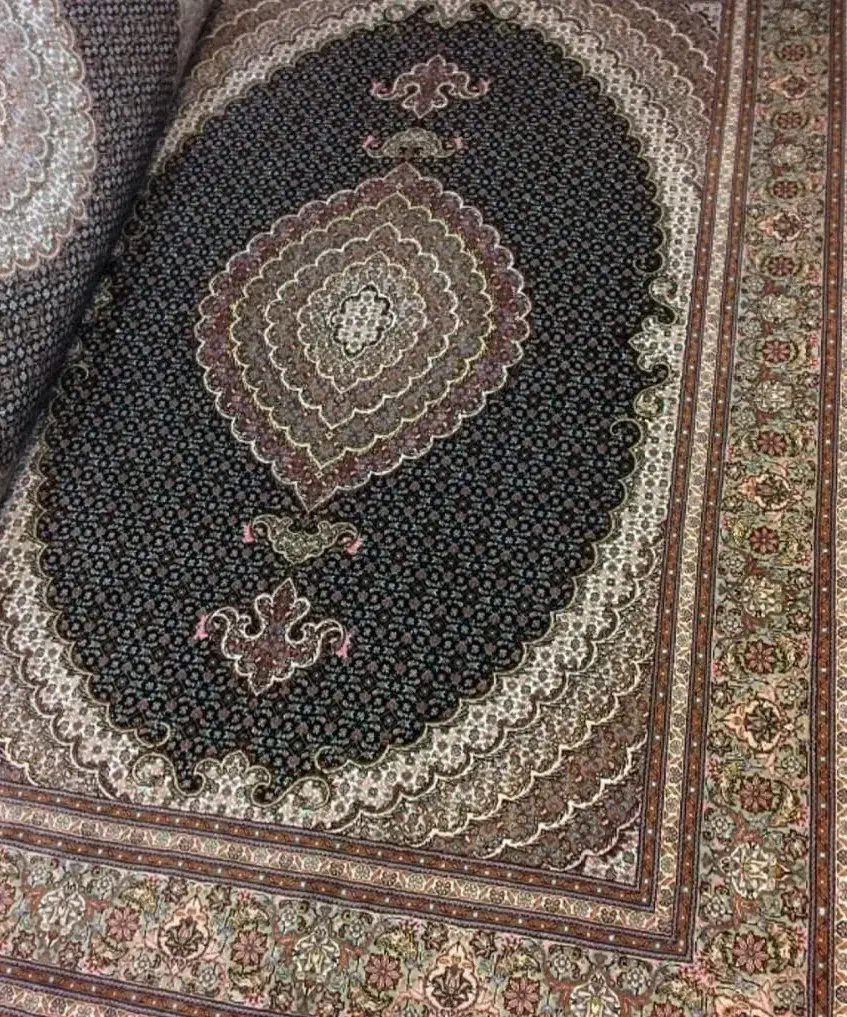 در‌تمام‌نقاط‌تهران‌خریداریم همه‌نوع‌فرش‌خصوصاتبریز|فرش|تهران, میرداماد|دیوار