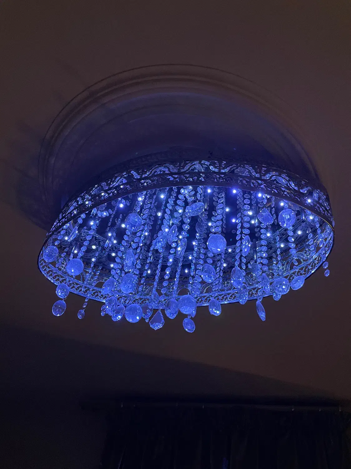 لوستر کریستال|لوستر و چراغ آویز|تهران, گلستان (شهرک راه آهن)|دیوار