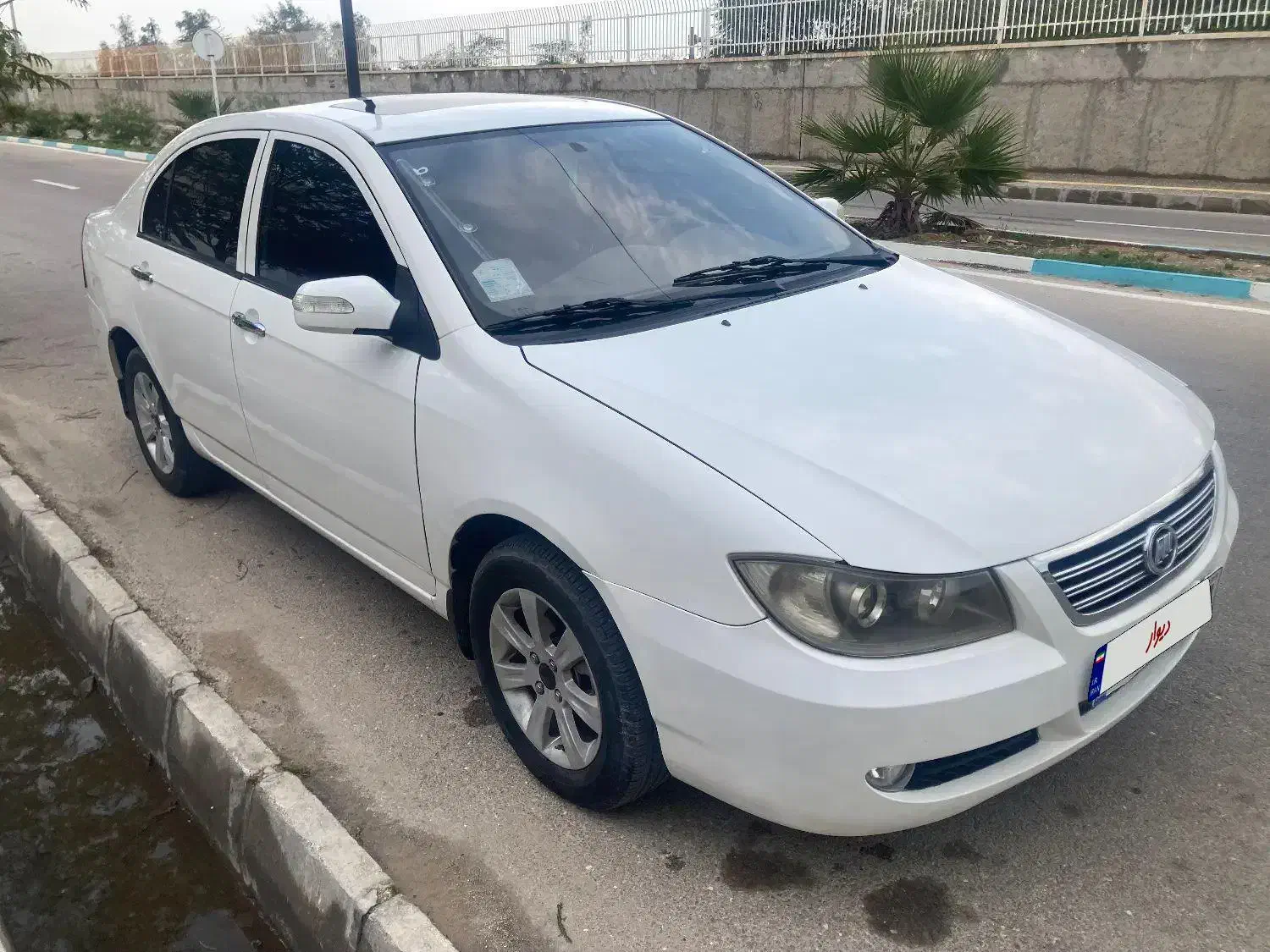 لیفان ۹۷|خودرو سواری و وانت|بوشهر, |دیوار