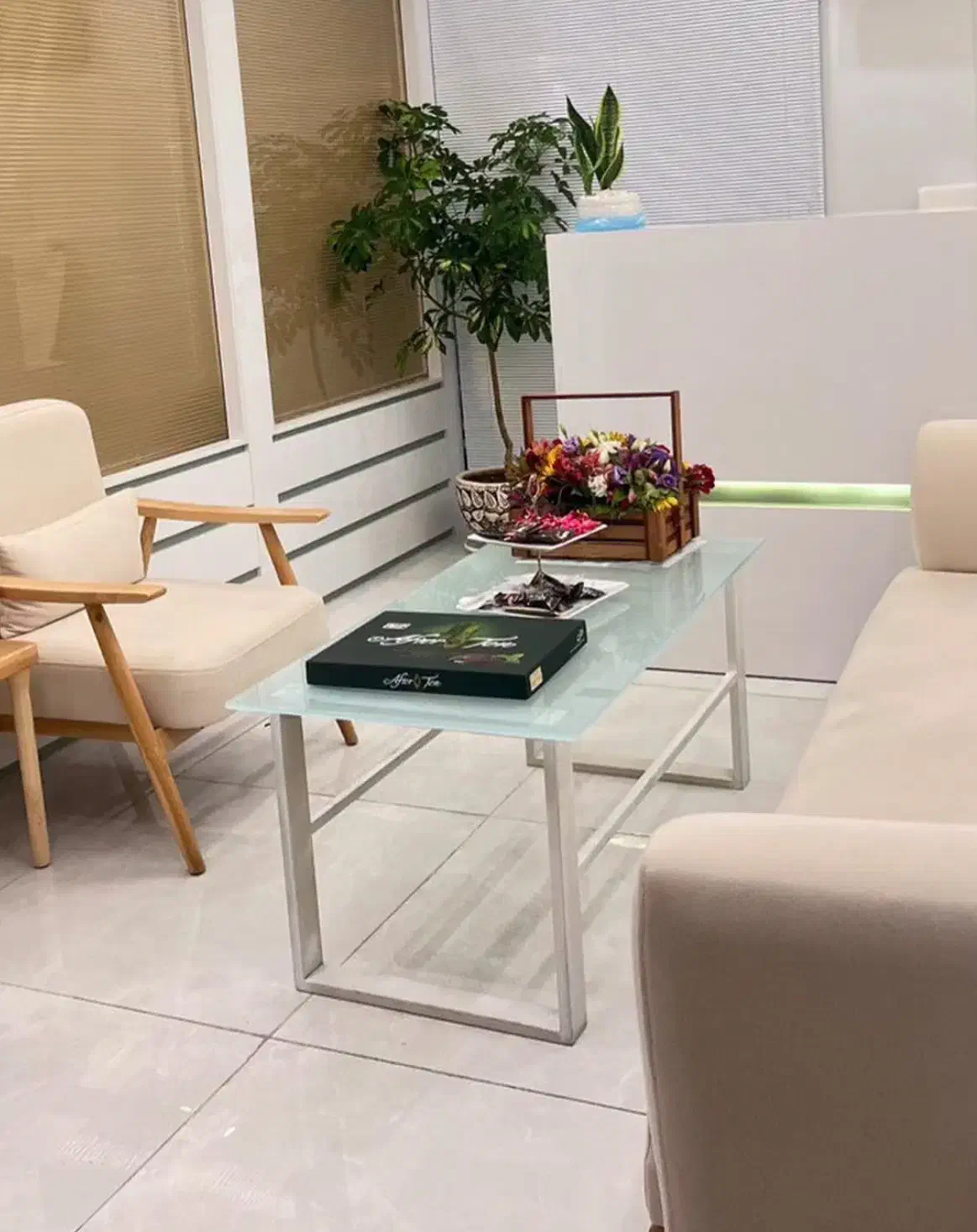 منشی مطب دندان پزشکی|استخدام درمانی، زیبایی، بهداشتی|تهران, آسمان|دیوار