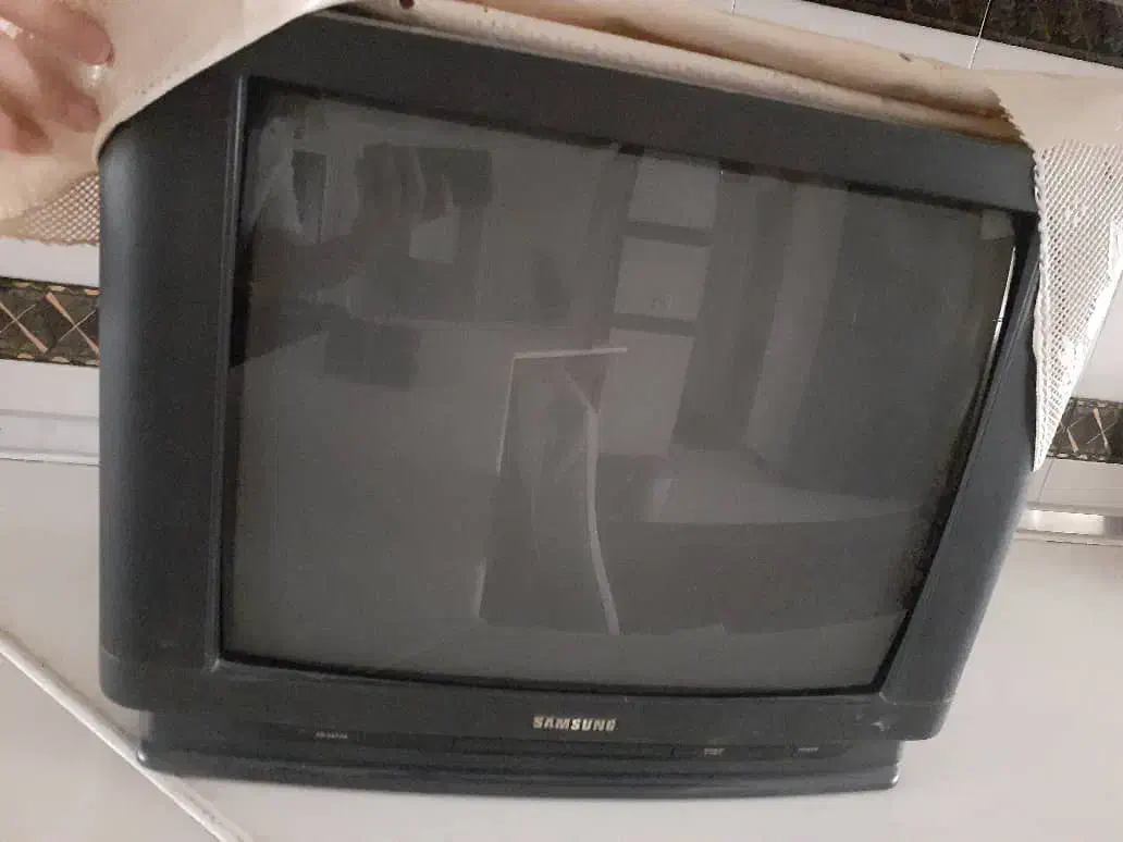 تلویزیون ۲۱ اینچ سامسونگ اصل ،سالم|تلویزیون و پروژکتور|اصفهان, عباسآباد|دیوار