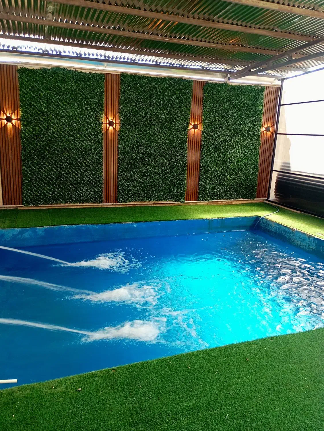 اجاره ویلا استخر سرپوشیده داخل بنا چهارباغ/مالک|اجارهٔ کوتاهمدت ویلا و باغ|کرج, کمالشهر|دیوار