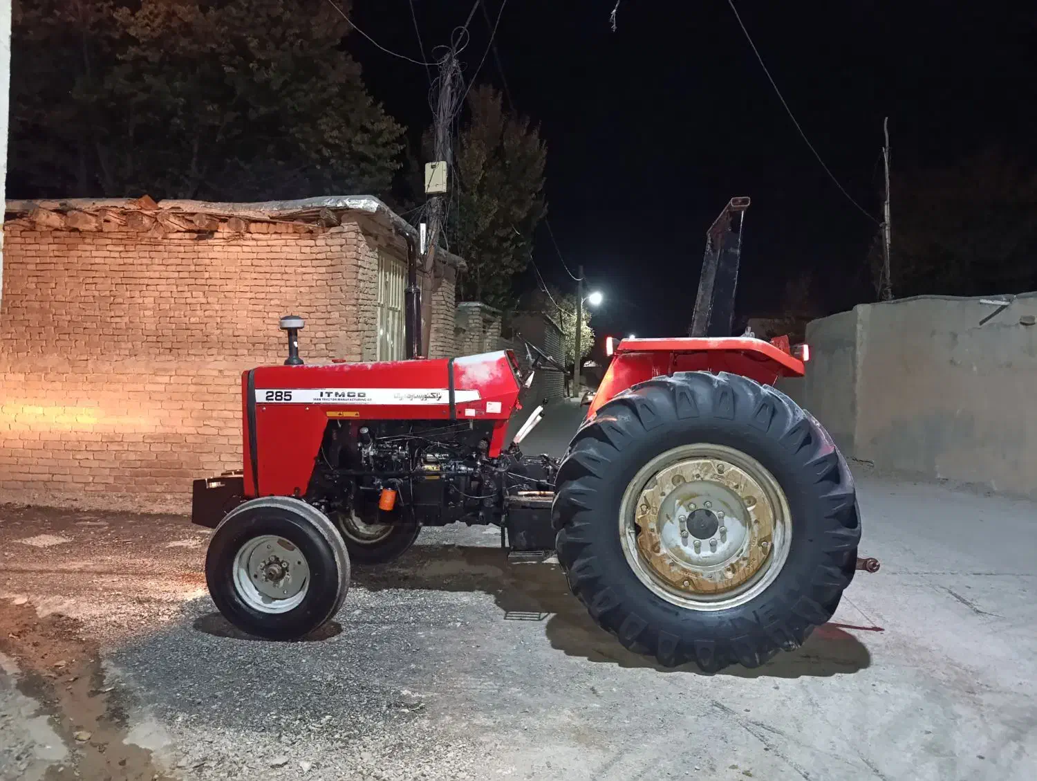 تراکتور285|خودرو سنگین|شهرکرد, |دیوار
