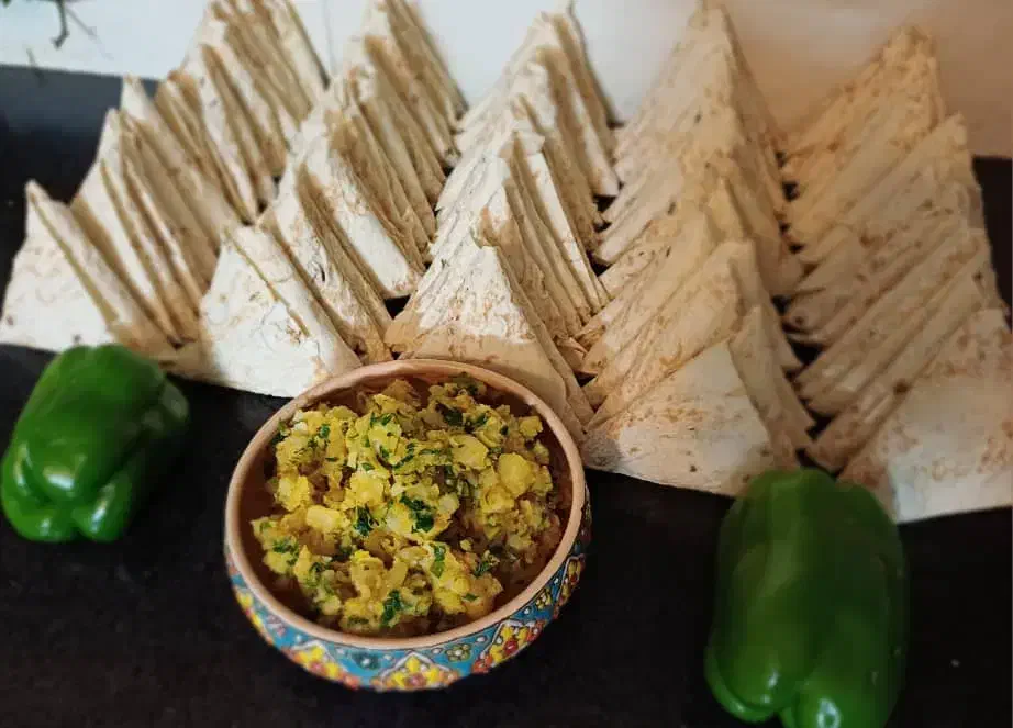 ارائه انواع سمبوسه ساده و پیتزایی وخوراک بندری|خوردنی و آشامیدنی|شیراز, ابیوردی|دیوار