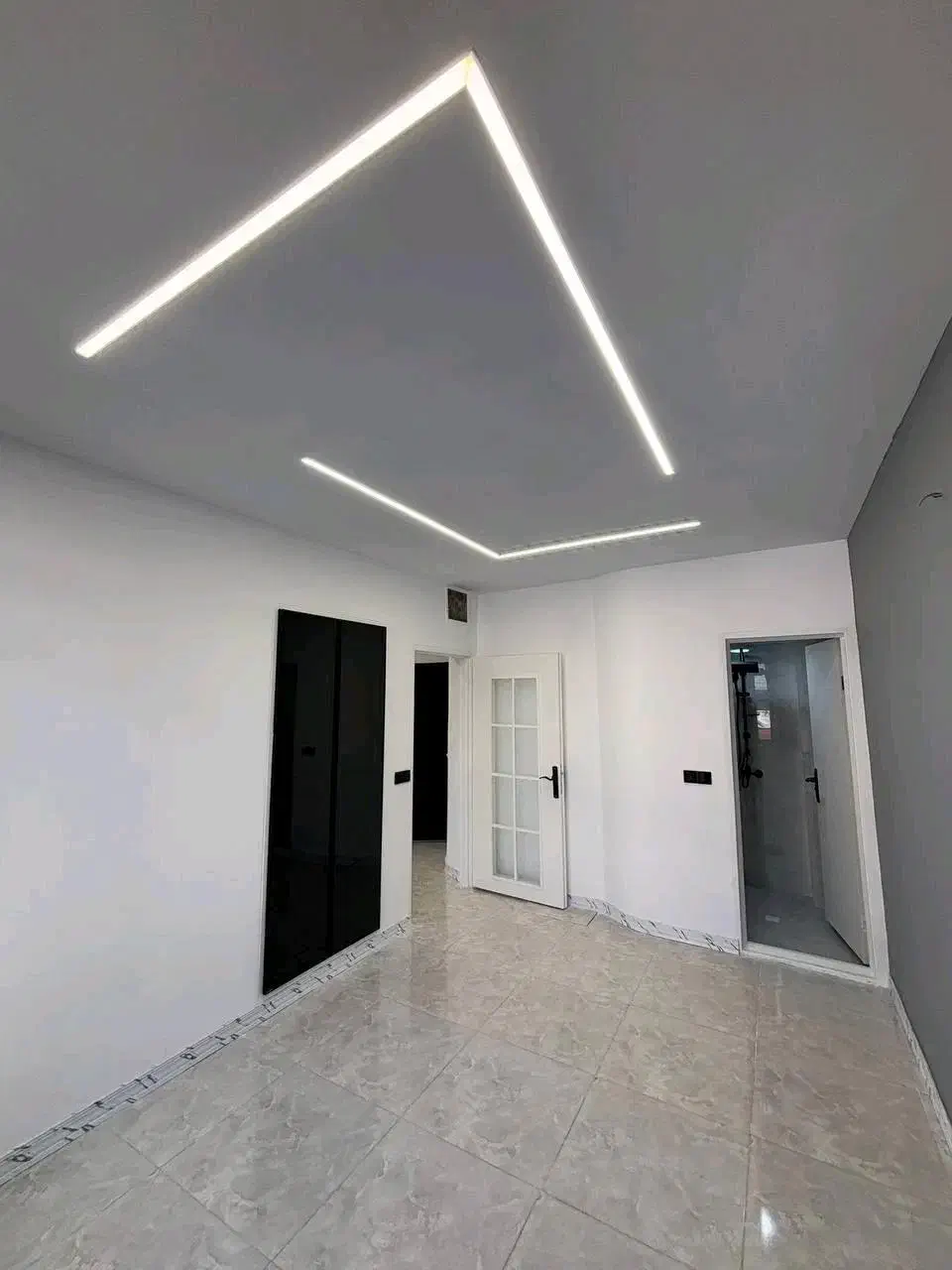 ۵۷متری/ سندتک برگ/ مهندسی ساز/ حیاط دار/ دلباز|فروش آپارتمان|تهران, دریاچه شهدای خلیج فارس|دیوار