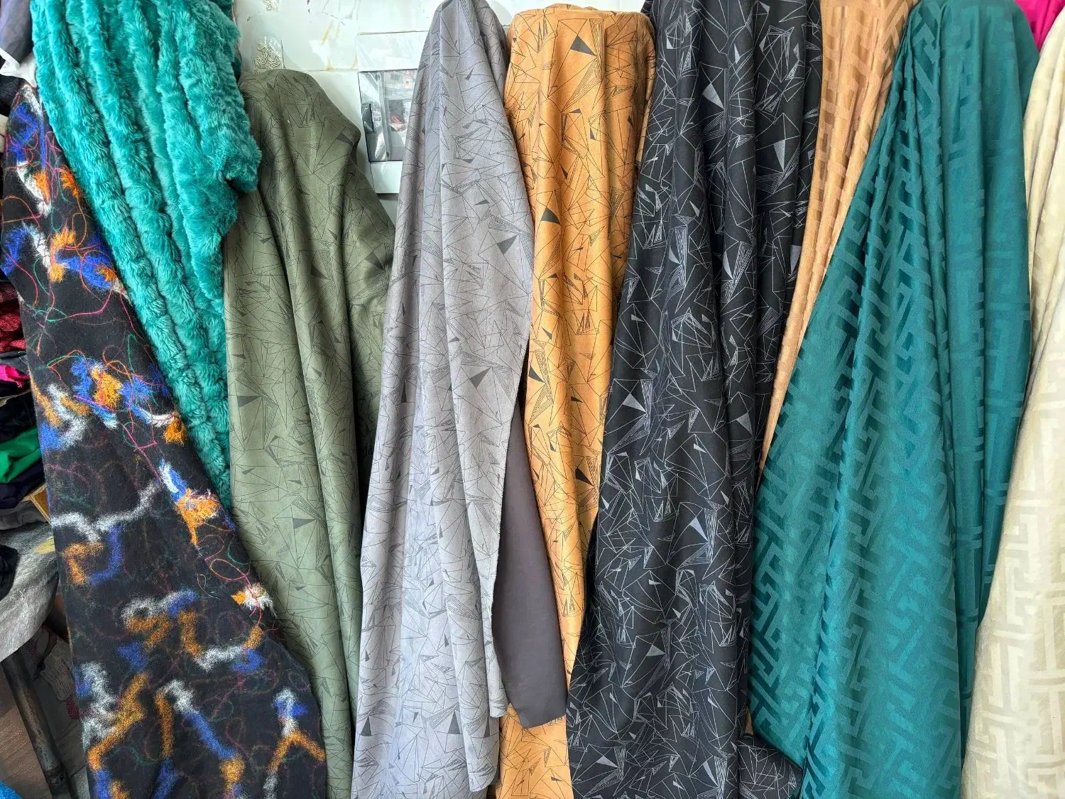 فروش انواع پارچه به صورت کیلویی|لباس|تبریز, |دیوار