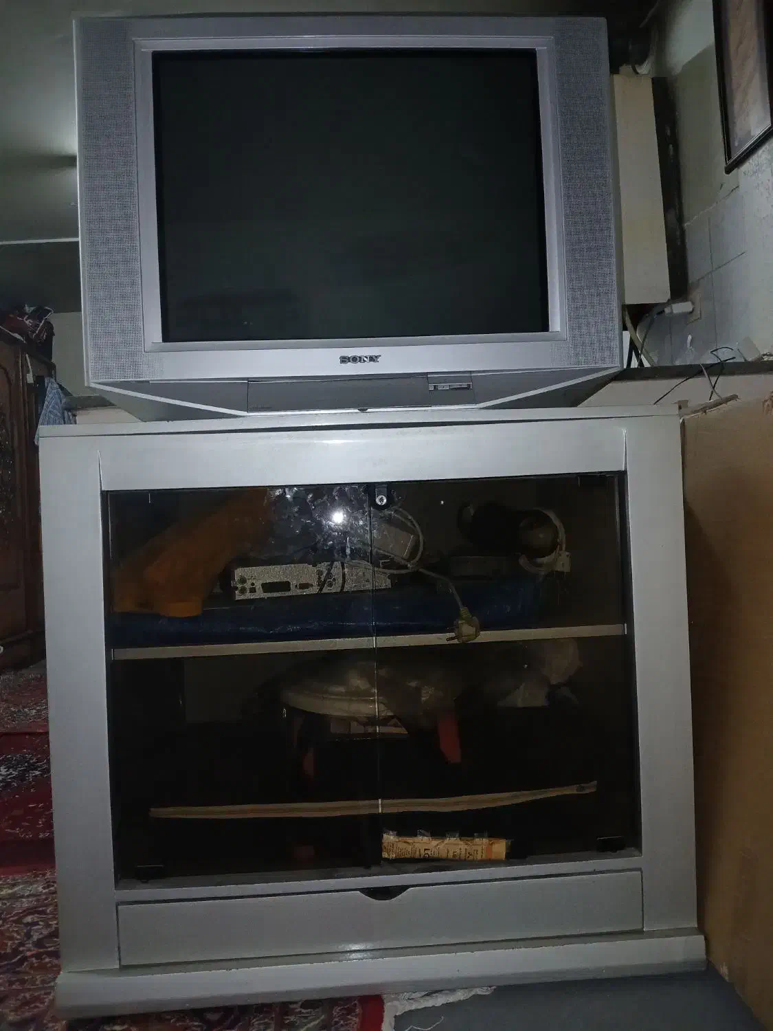 تلوزیون|تلویزیون و پروژکتور|ری, منصوریه منگل|دیوار