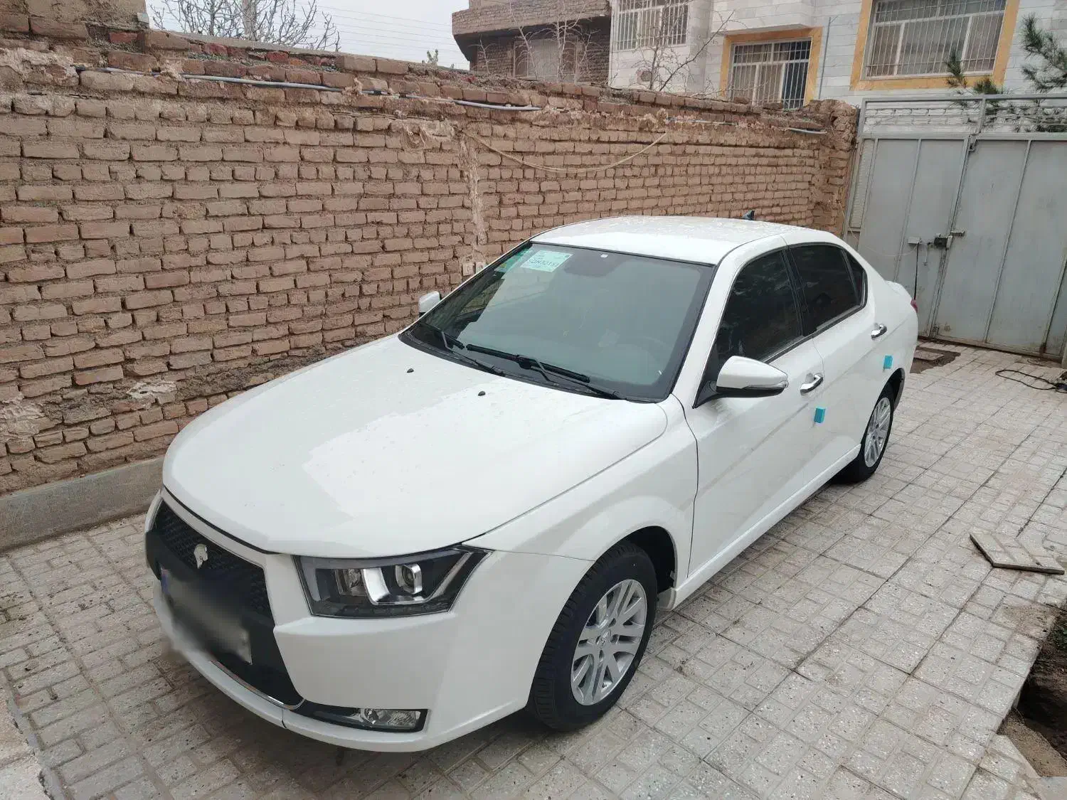 دنا پلاس|خودرو سواری و وانت|بیرجند, |دیوار