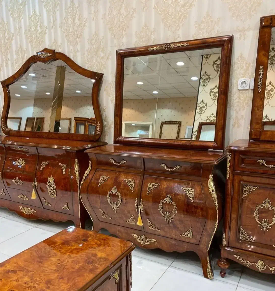 آینه وکنسول معرق سلطنتی|بوفه، ویترین، کنسول|تهران, علم و صنعت|دیوار