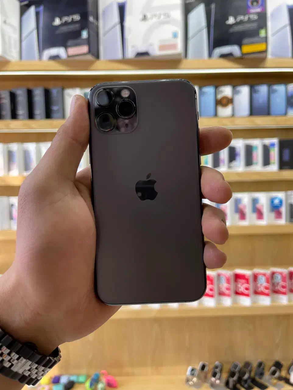 گوشی ایفون 11 پرو حافظه 256 گیگ اقساط|موبایل|ورامین, ورامین|دیوار