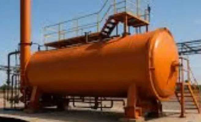 استخدام کارگر ساده|ماشین‌آلات صنعتی|اشتهارد, |دیوار