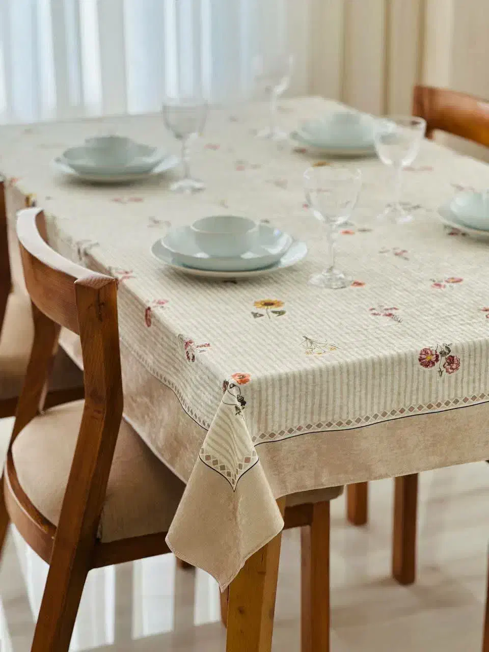 کاور کوسن|مبلمان خانگی و میز عسلی|کاشان, شهرک فرهنگیان|دیوار