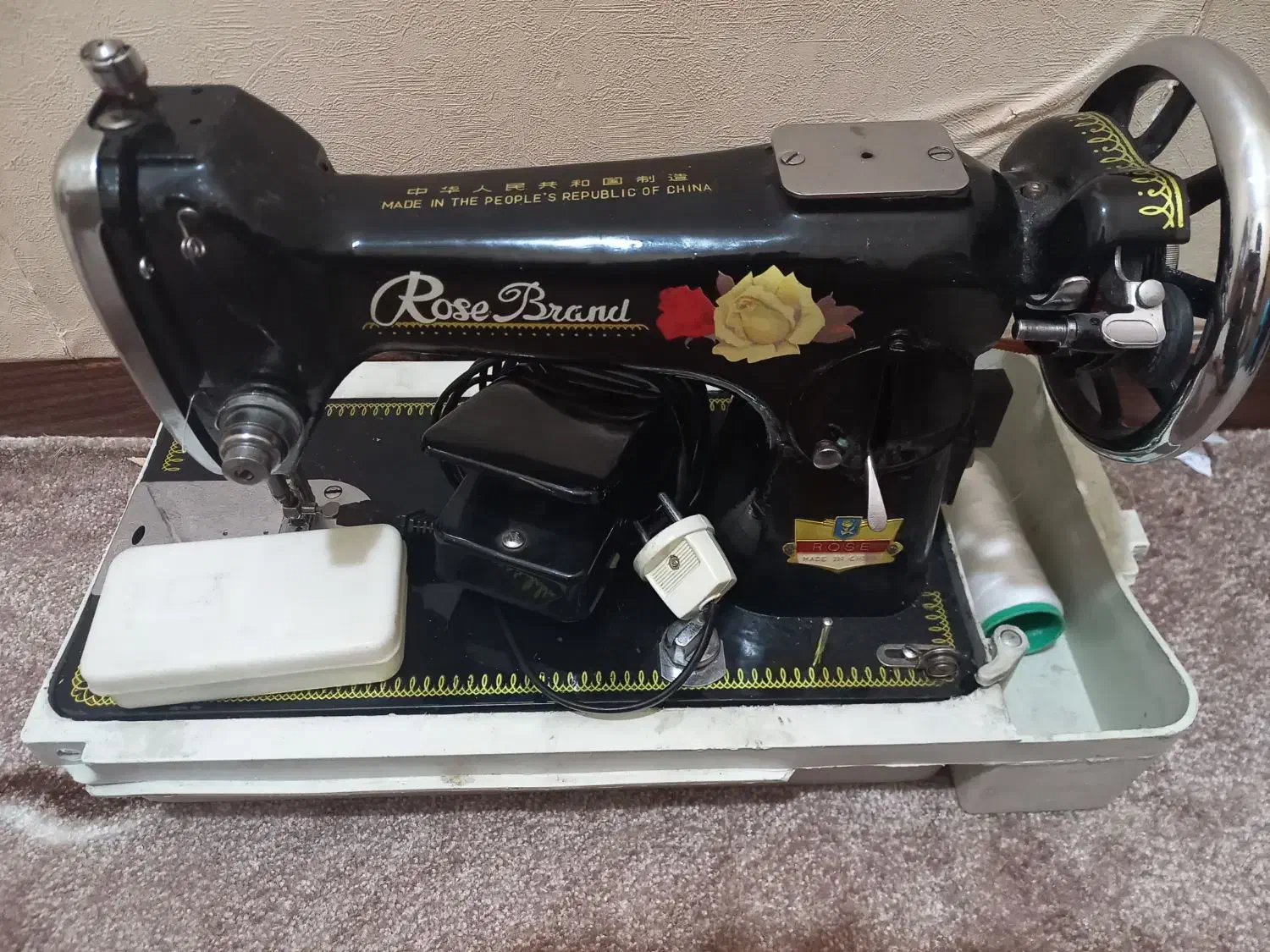 چرخ خیاطی دوگل|چرخ خیاطی و ریسندگی|قم, بلوار امین و ساحلی|دیوار