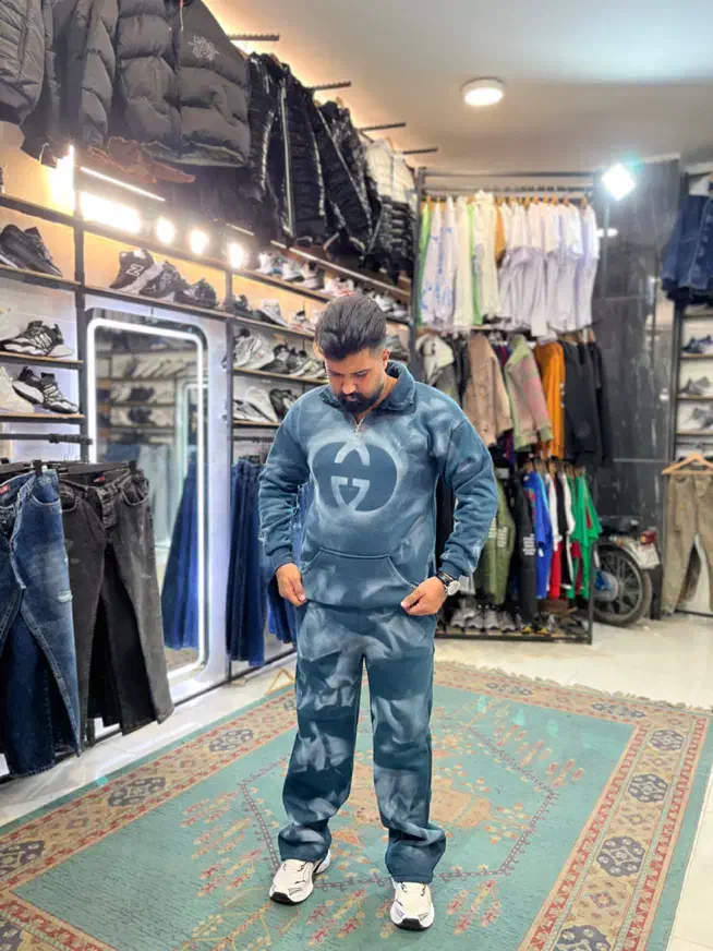 ست نیم زیپ|لباس|اصفهان, رکن الدوله شرقی|دیوار