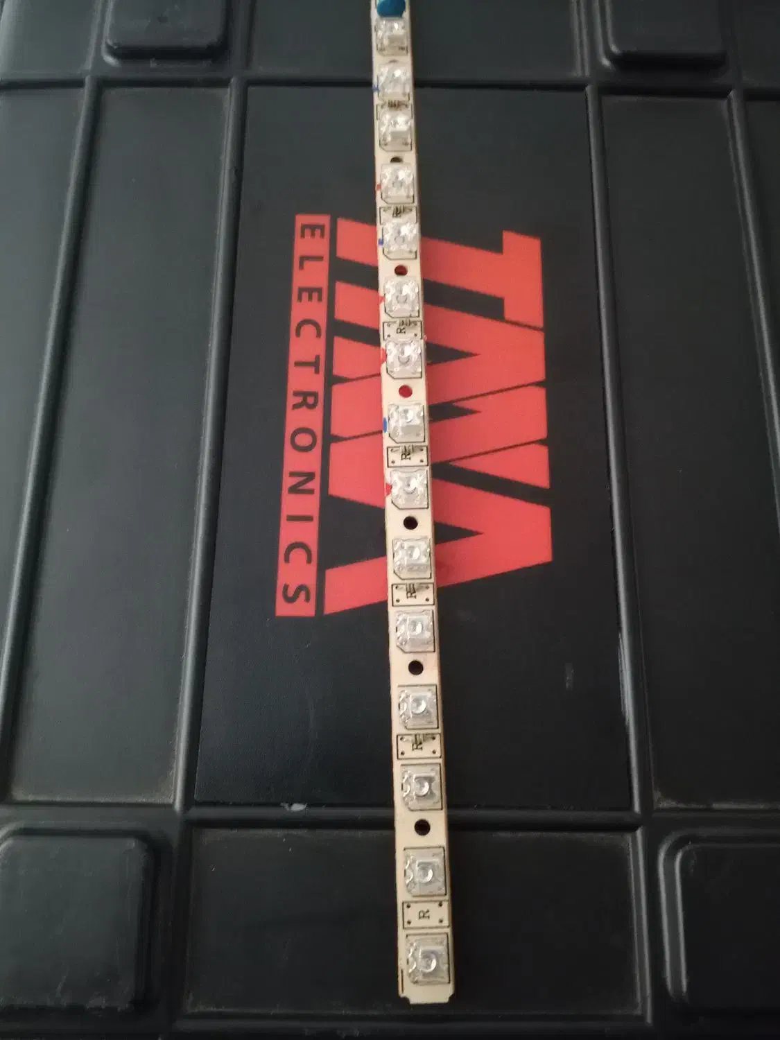 خدمات ساعت پژو و چراغ خطر طاقچه 206|خدمات موتور و ماشین|رشت, فخب|دیوار