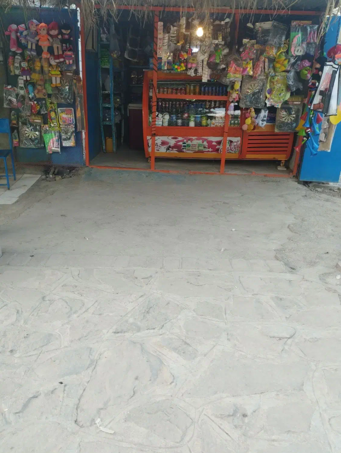 دکه در حد نو  بدون پوسیدگی قیمت 60تومن|فروشگاه و مغازه|قلعه گنج, |دیوار