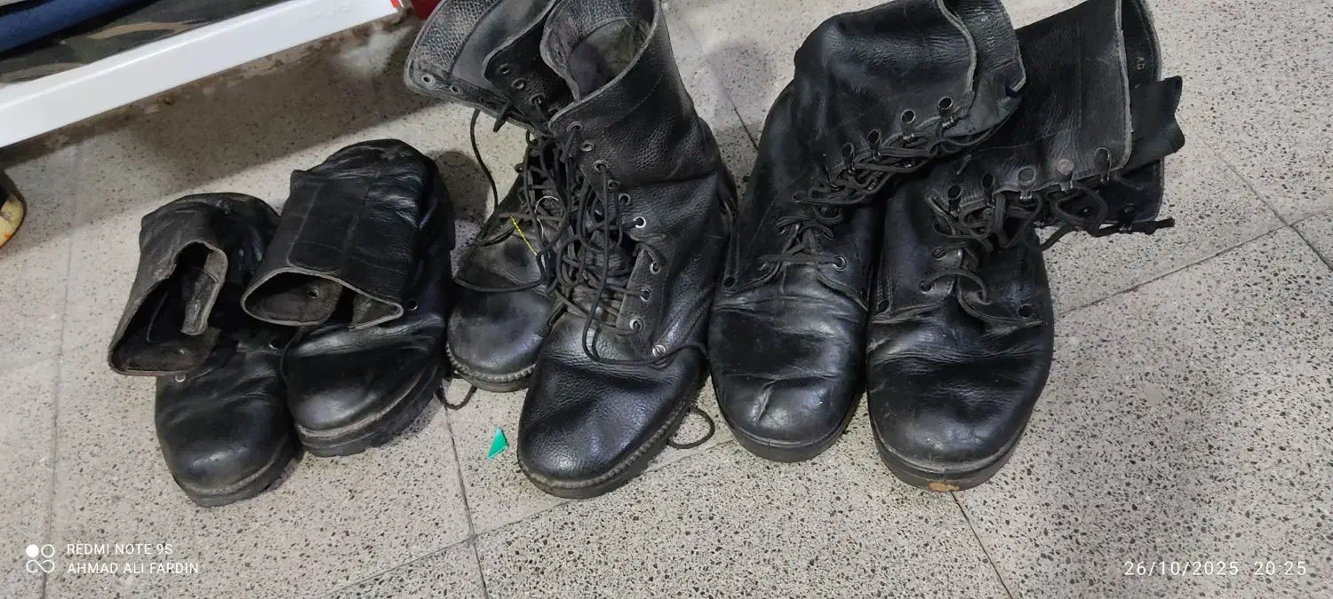 پوتین  150|کیف، کفش، کمربند|تربت جام, تیپ ۳۸ زرهی تربت جام|دیوار