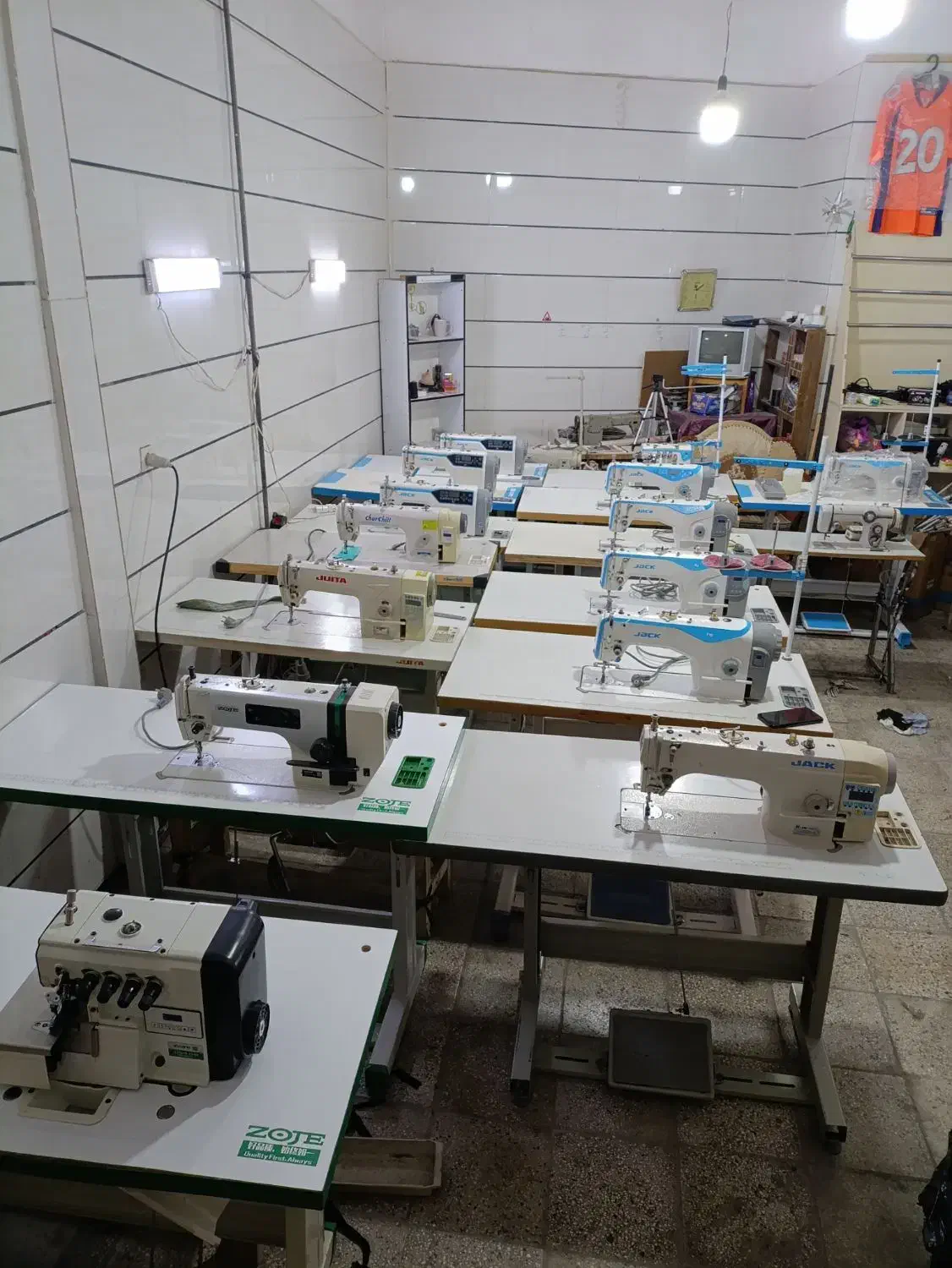 تعداد چرخ خیاطی ترکایی|چرخ خیاطی و ریسندگی|بروجرد, |دیوار