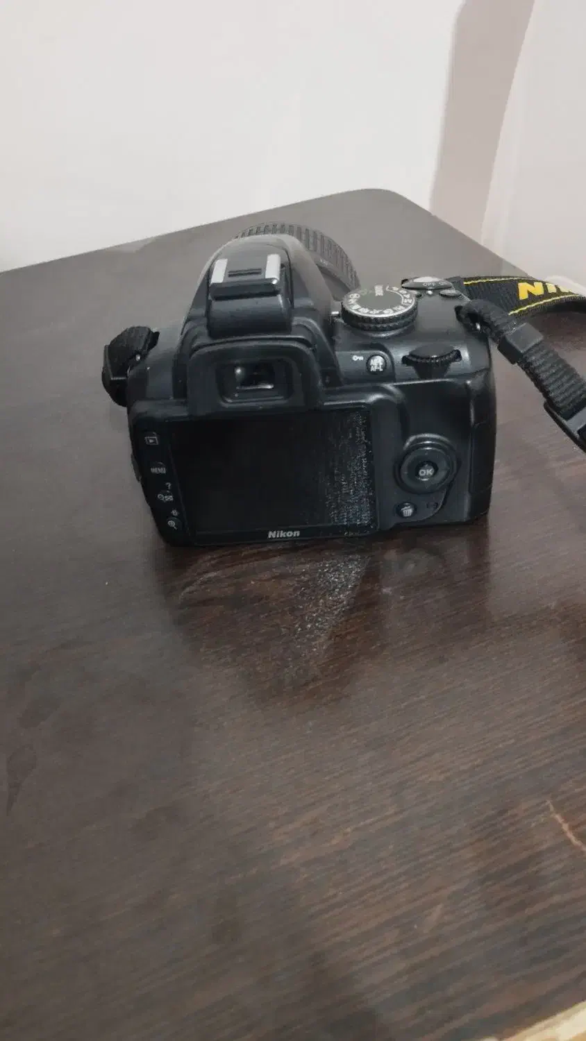 دوربین عکاسی نیکون D3000|دوربین عکاسی و فیلمبرداری|سردشت, |دیوار