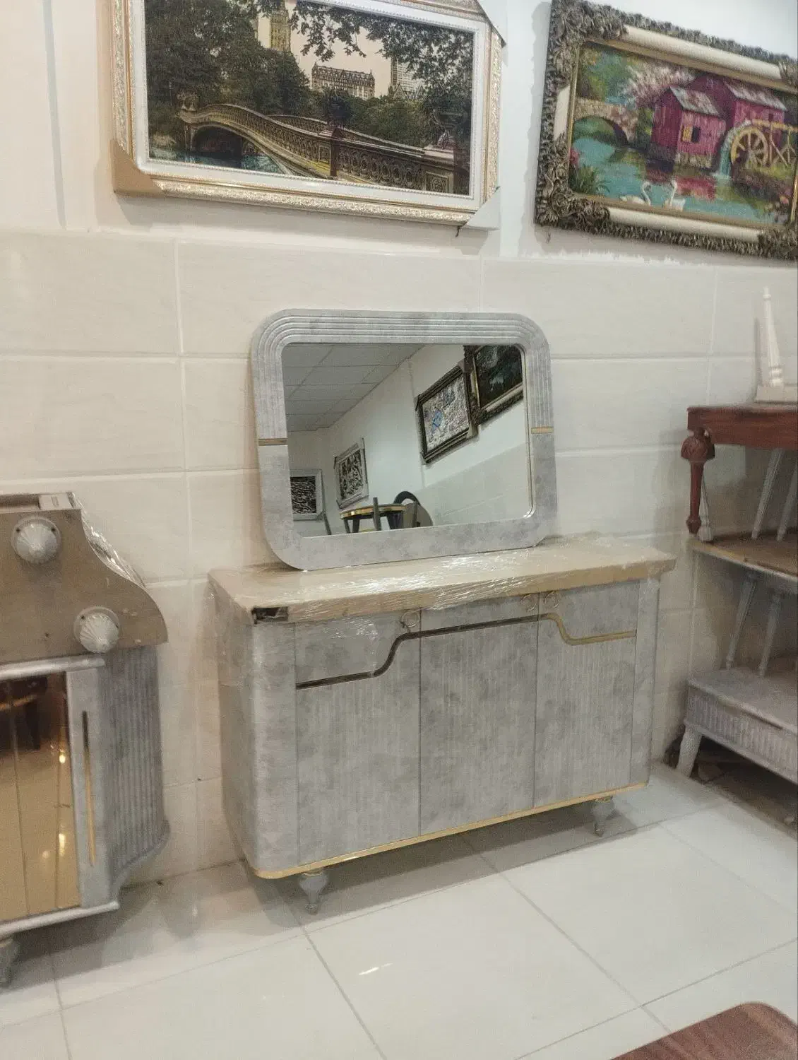 کنسول همراه با میز تی وی فروشگاه مادر بعد پل سینا|بوفه، ویترین، کنسول|مسجد سلیمان, |دیوار