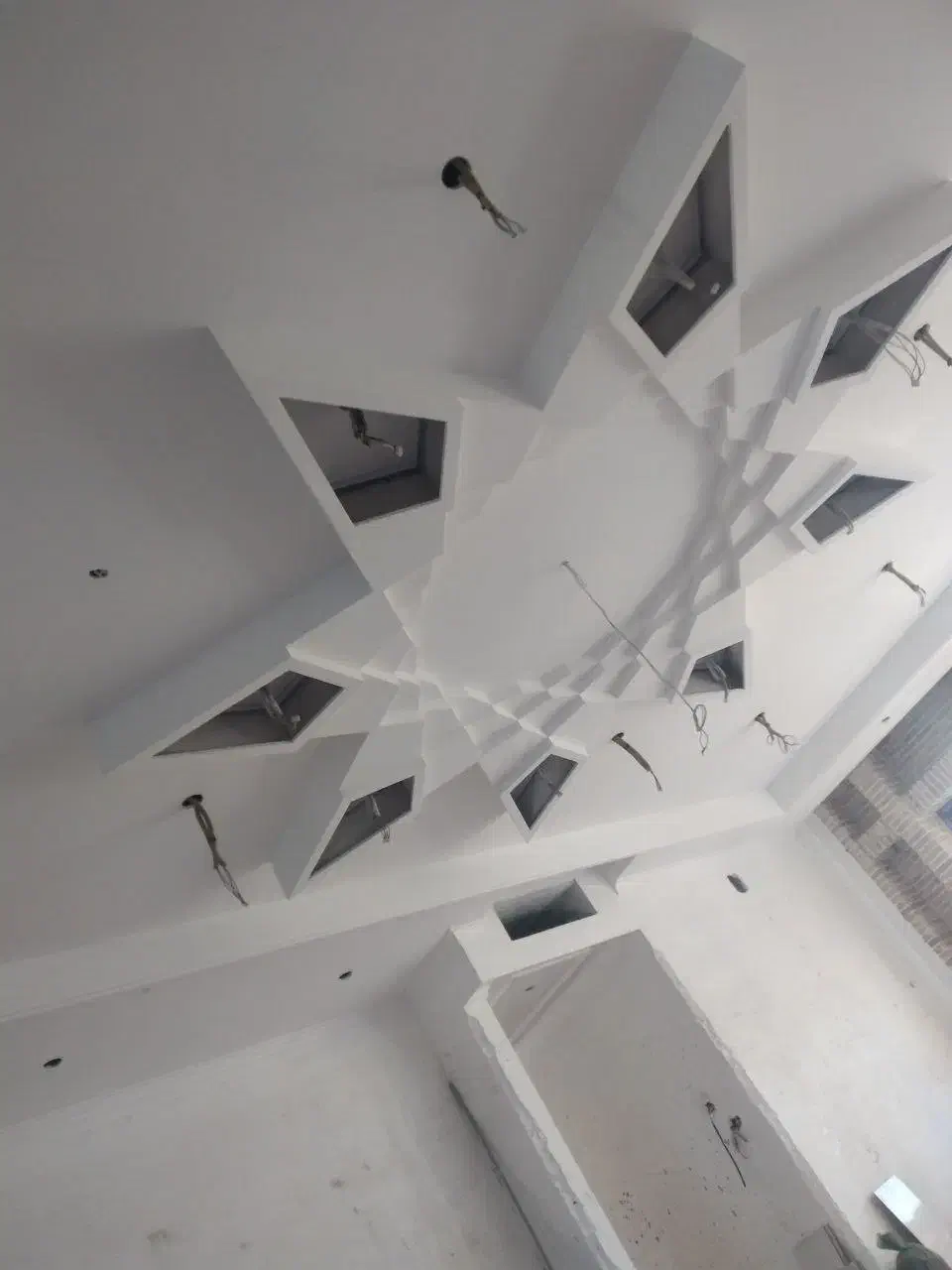 نیاز به شاگرد کناف|استخدام معماری، عمران و ساختمانی|یزد, |دیوار