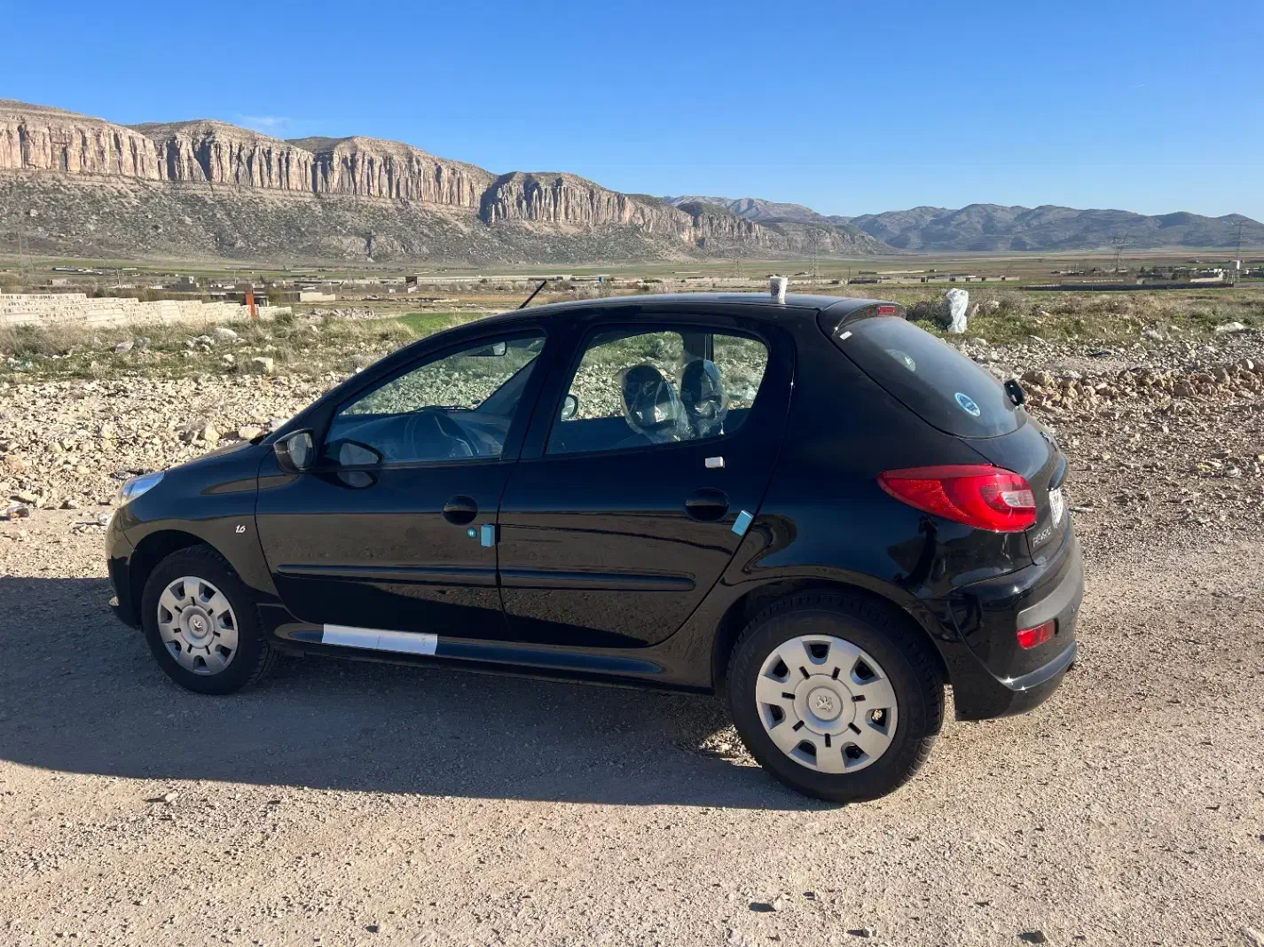 ۲۰۷ مشگی|خودرو سواری و وانت|بجنورد, |دیوار