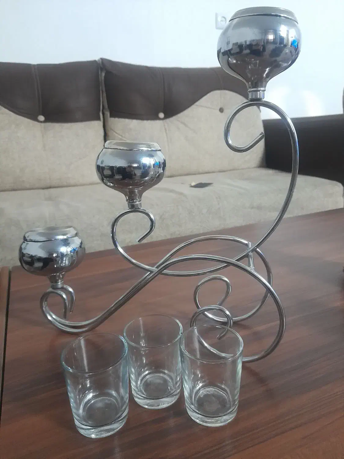 جا شمعی|چراغ خواب و آباژور|خوی, |دیوار