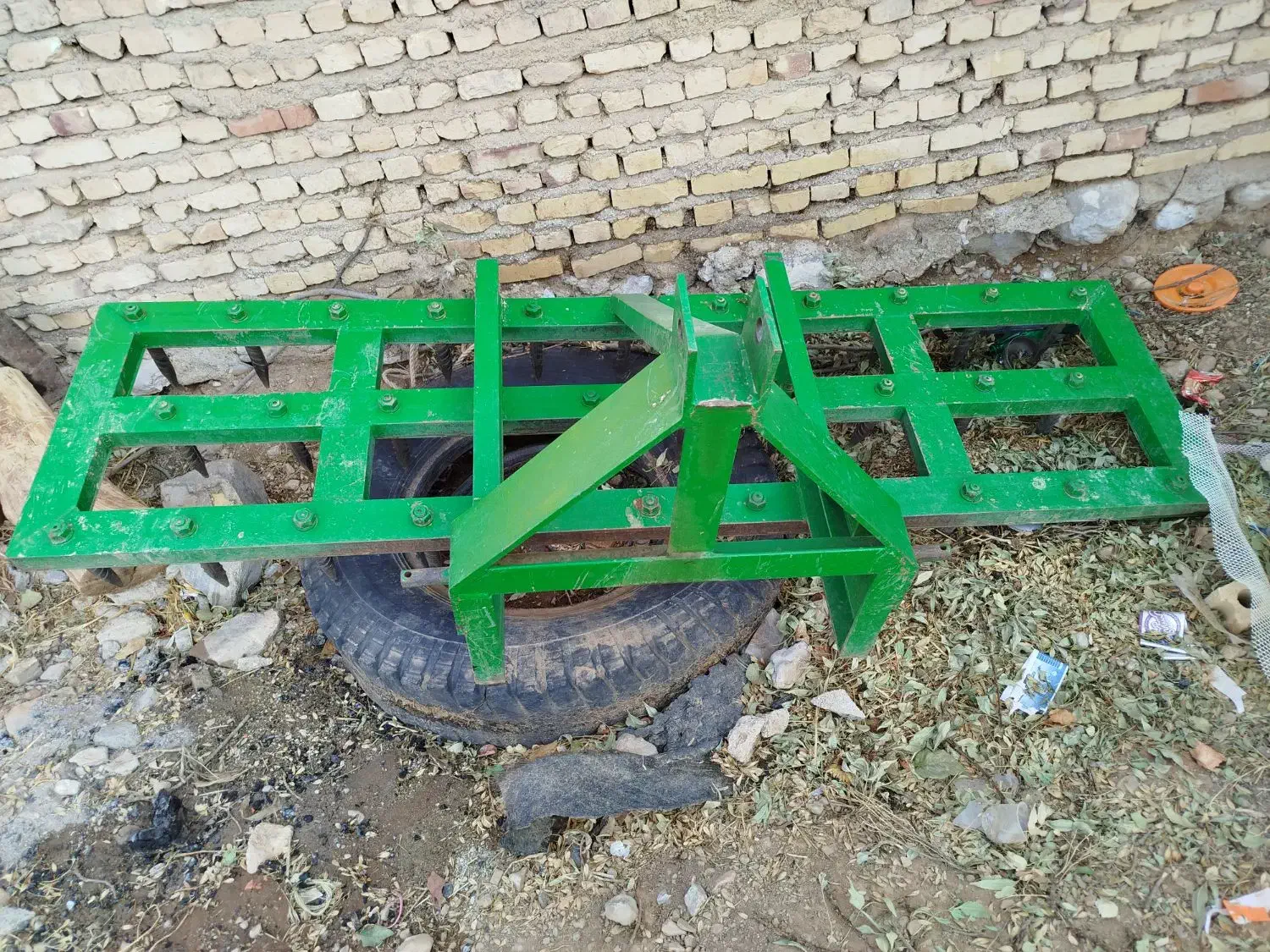 میخی تراکتور پنجه غازی|ماشین‌آلات صنعتی|اقلید, |دیوار