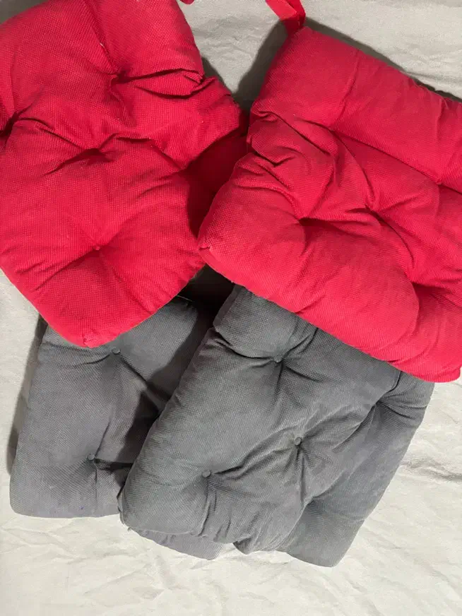 پد صندلی ایکیا اصل|میز و صندلی غذاخوری|رشت, معلم|دیوار