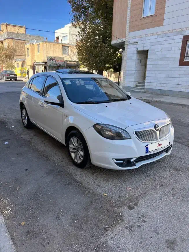 برلیانس h۳۲۰ مدل ۹۶ تمیز|خودرو سواری و وانت|همدان, |دیوار