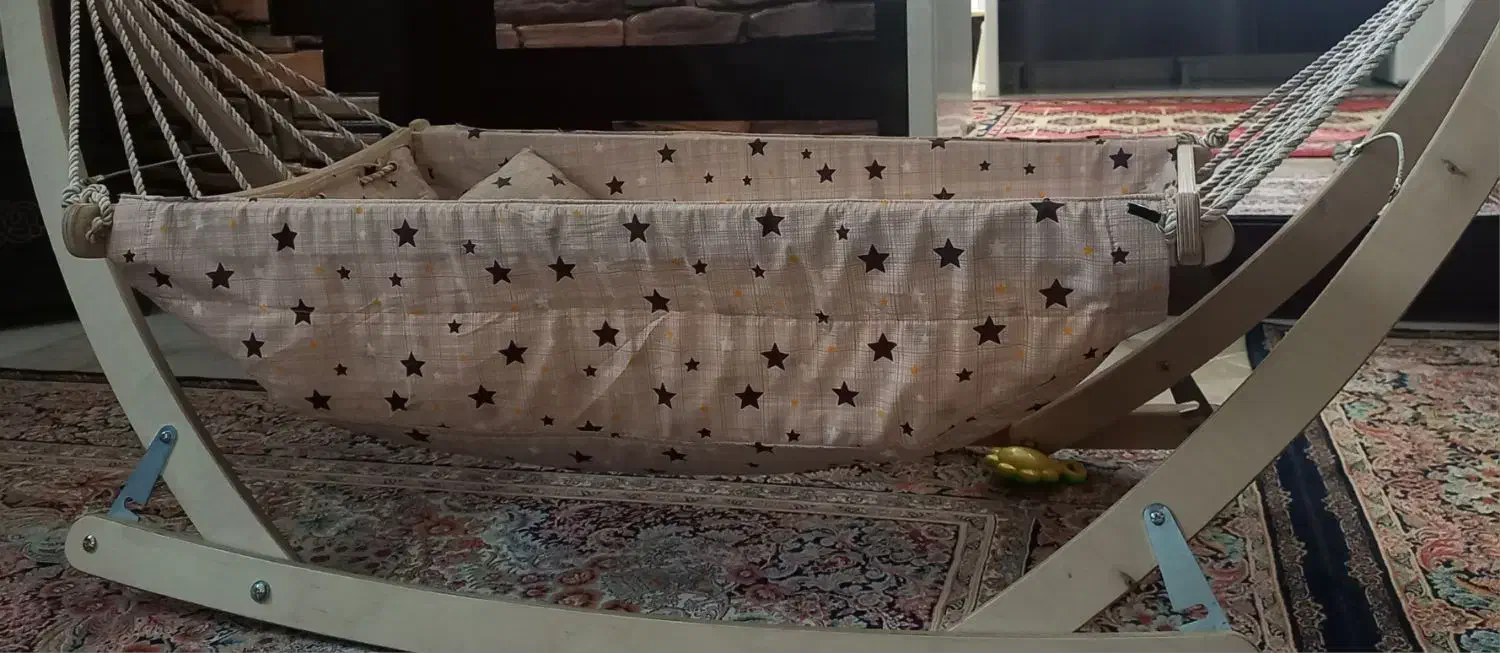 گهواره ننو در حد نو با پشه بند|اسباب و اثاث بچه|گلپایگان, |دیوار