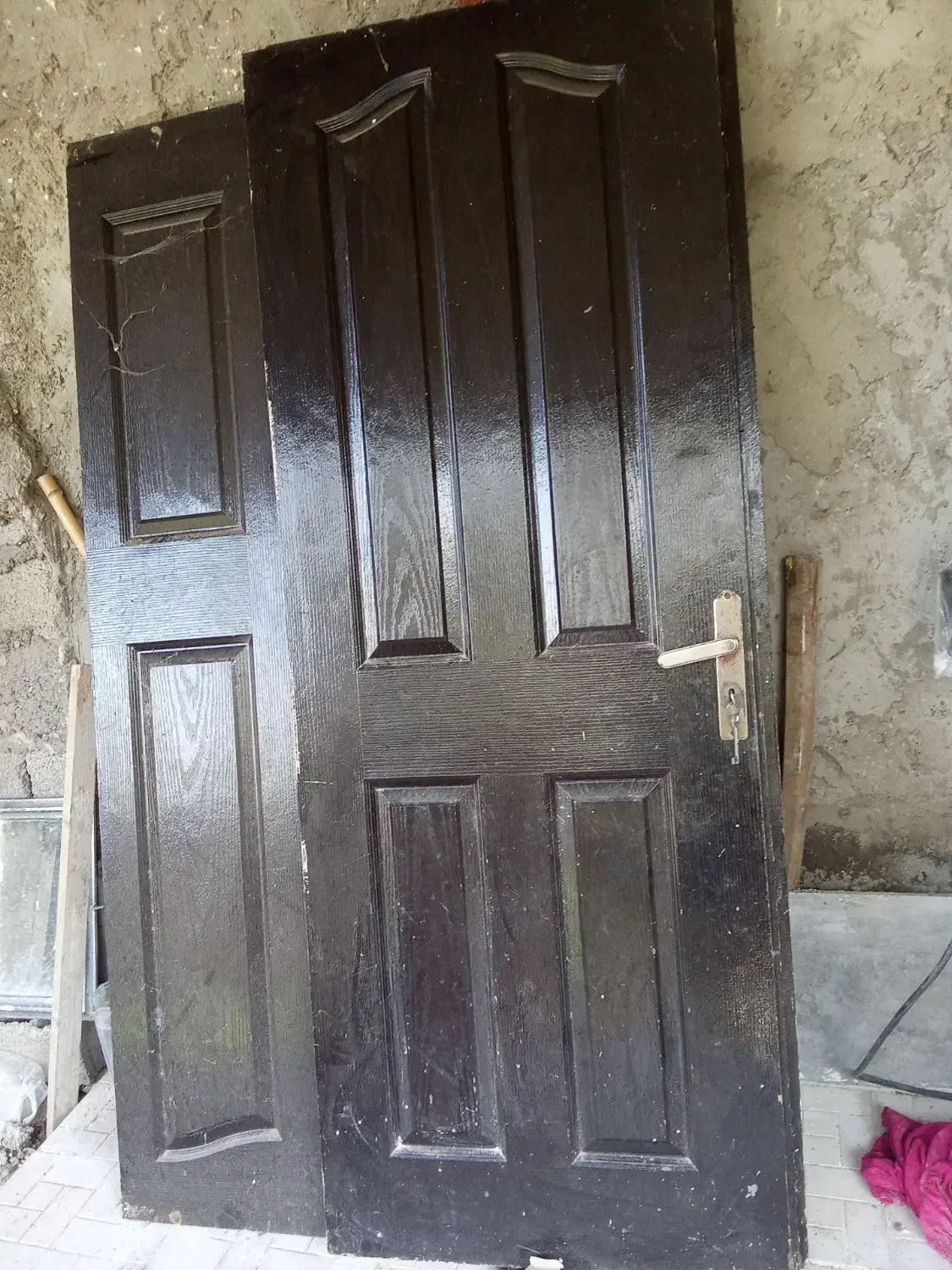 فروش درب ورودی کاملا سالم|مصالح و تجهیزات ساختمان|لاهیجان, امیرشهید|دیوار