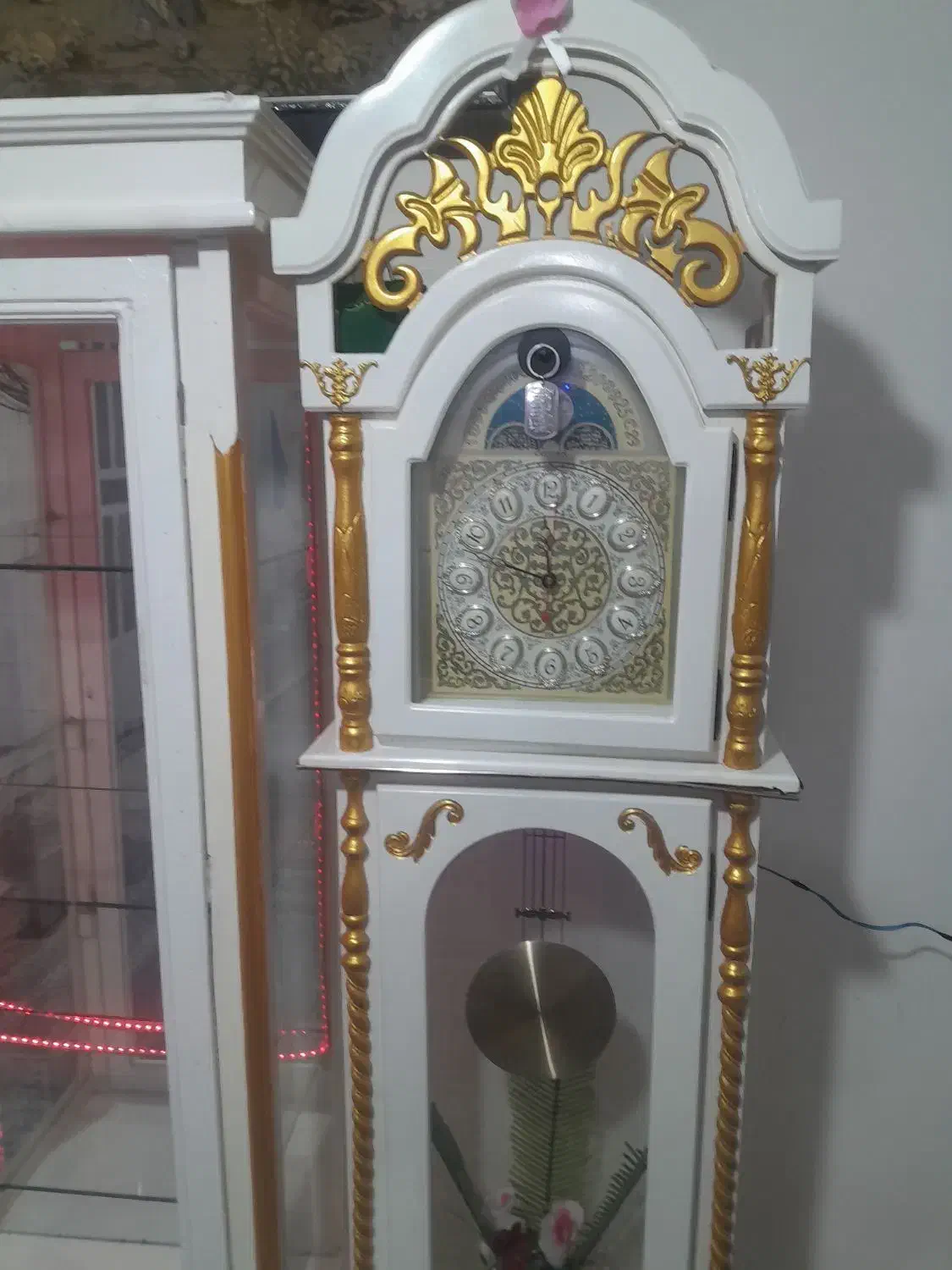 ساعت ایستاده|ساعت دیواری و تزئینی|بومهن, |دیوار