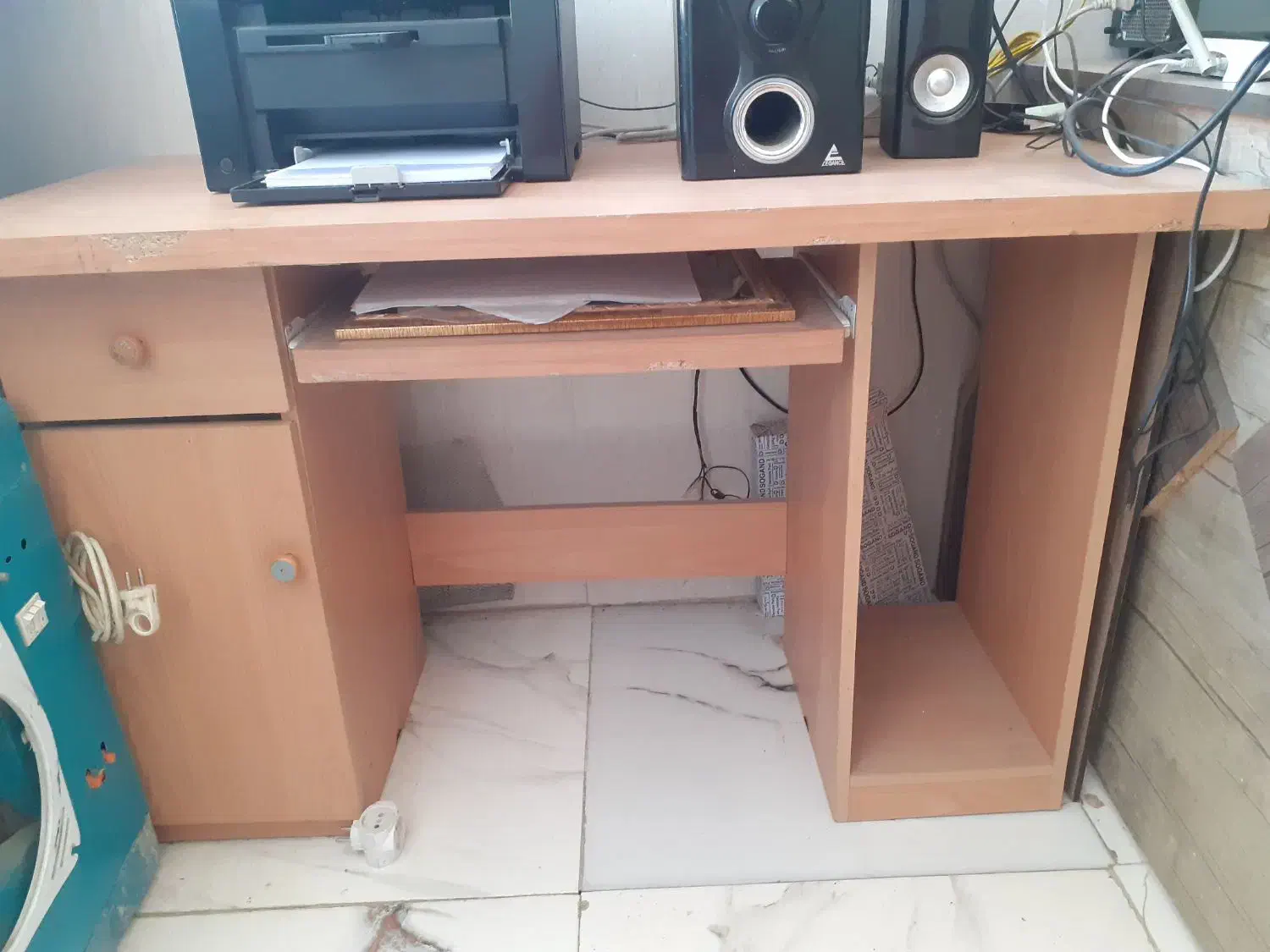 میز|میز تحریر و کامپیوتر|ملایر, |دیوار