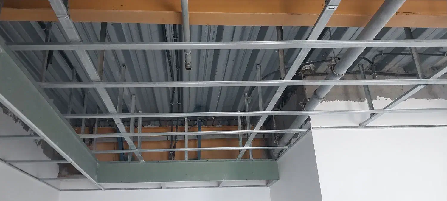 شاگرد کناف|استخدام معماری، عمران و ساختمانی|کیش, |دیوار