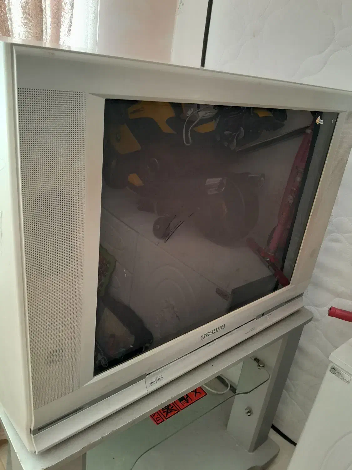 تلویزیون|تلویزیون و پروژکتور|قزوین, |دیوار