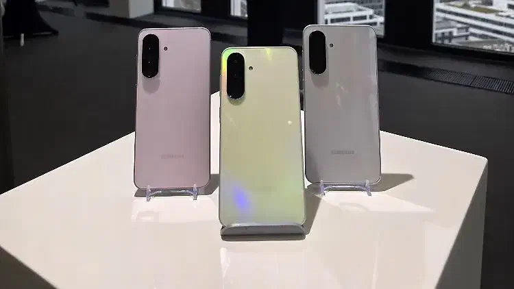 انواع گوشی(قسطی با چک)|موبایل|زاهدان, |دیوار