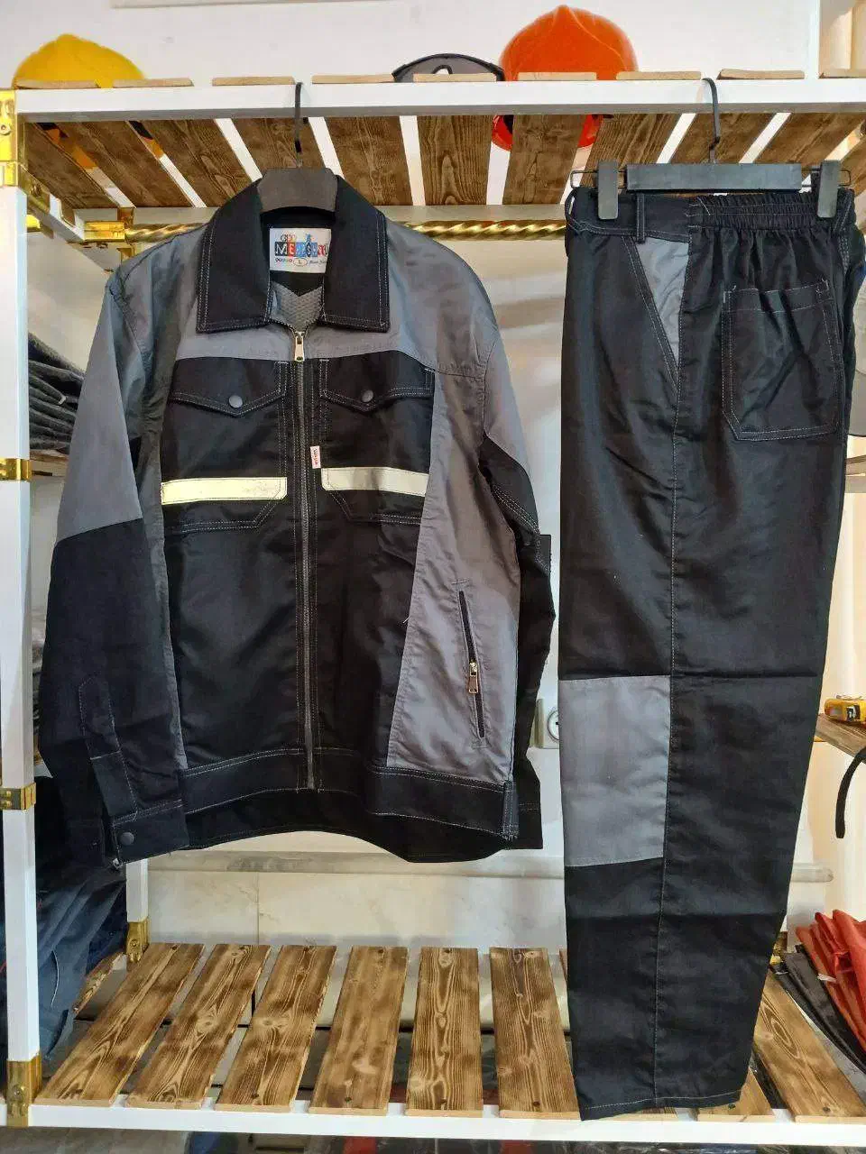 فروش لباس کار (لباسکار) تیشرت کفش ایمنی دستکش کلاه|لباس|اراک, |دیوار