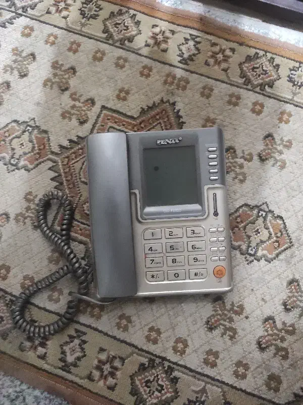 گوشی تلفن|تلفن رومیزی|فولادشهر, مسکن مهر فولادشهر|دیوار