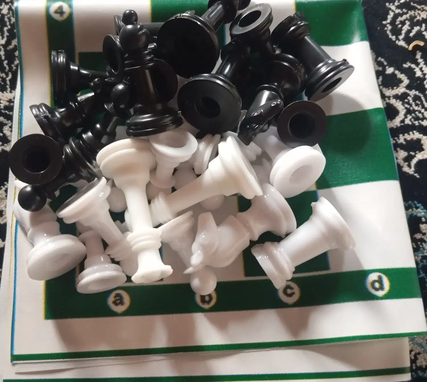 فکری|اسباب‌‌بازی|آشخانه, |دیوار