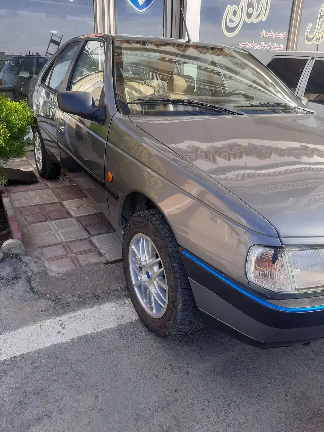 ۴۰۵|خودرو سواری و وانت|مریوان, |دیوار