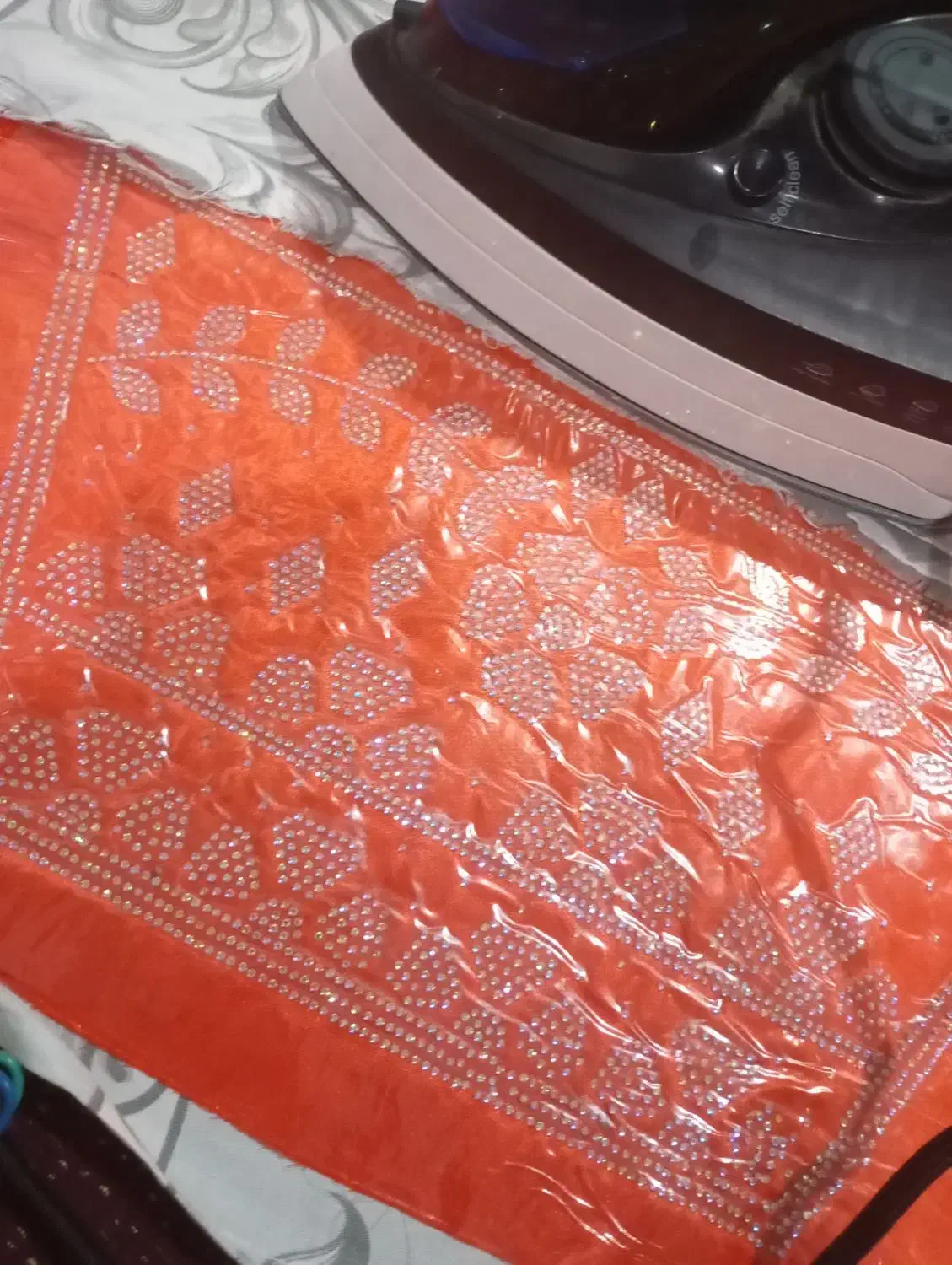 ناصری|لباس|میناب, |دیوار