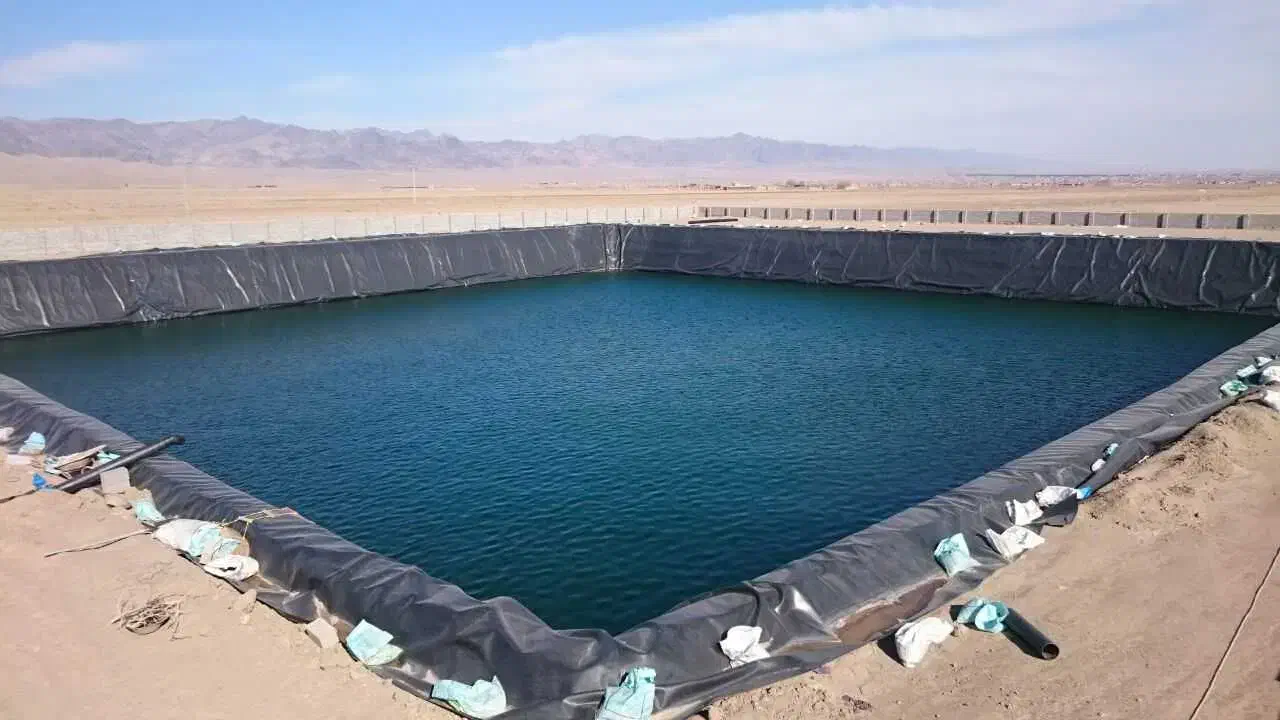 مشاوره ،نصب و اجرای استخر پلیمری|خدمات باغبانی و درختکاری|سمیرم, |دیوار