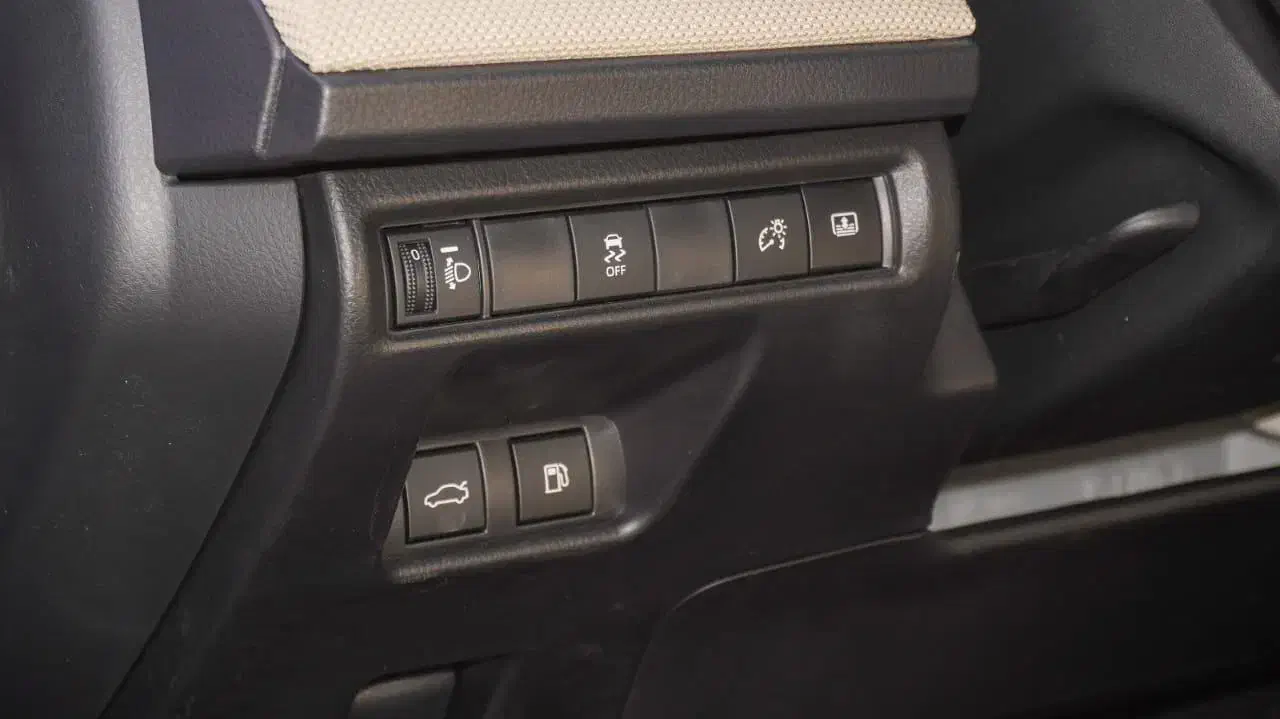 تویوتا کمری 2025 LE ژاپن صفر واقعی|خودرو سواری و وانت|تهران, عباسآباد|دیوار