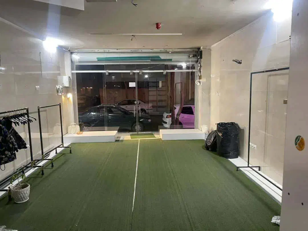 فروش به صورت نقدی یا معاوضه با آپارتمان|فروش مغازه و غرفه|اصفهان, ملک‌شهر|دیوار