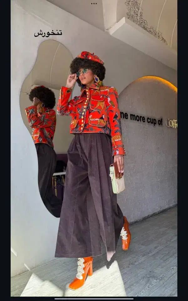 یک نفر خانم خیاط جهت کار در محیطی کاملا زنانه|استخدام هنری و رسانه|تهران, ائمه اطهار|دیوار