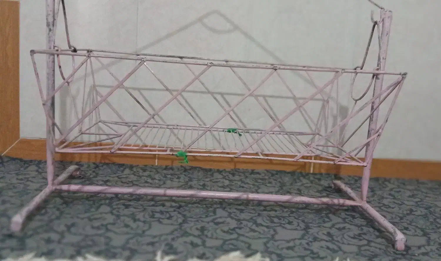 گهواره|اسباب و اثاث بچه|بروجرد, |دیوار