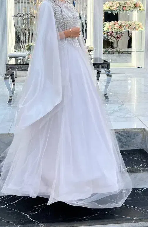 لباس مجلسی|لباس|پرند, فاز ۵|دیوار